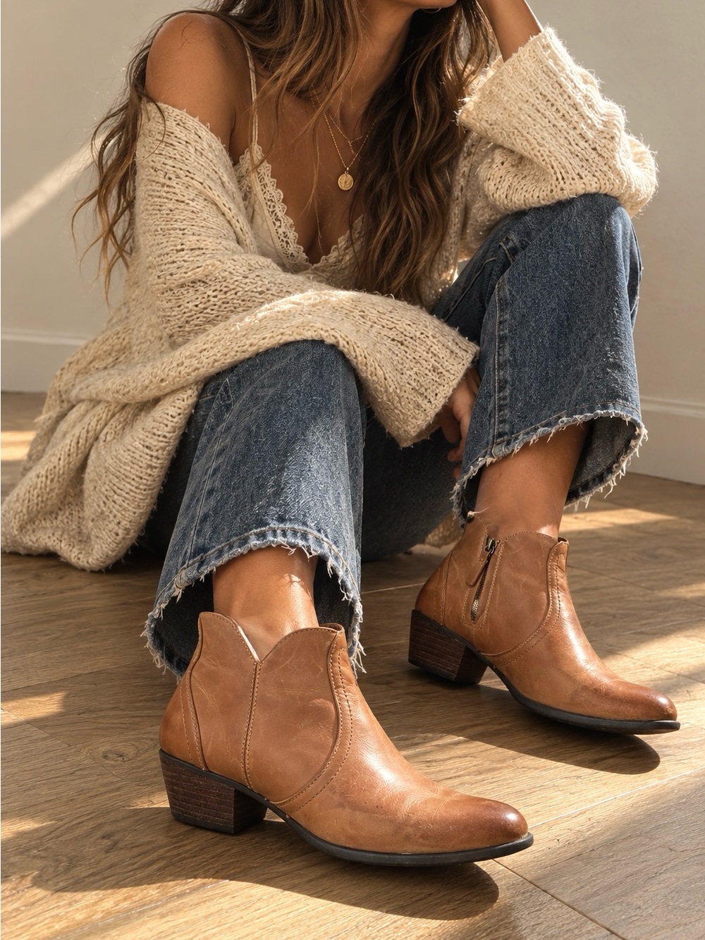 Ariat Astor Tan Brown Leather Western Ankle Boots Booties Side Zip Women's 8B